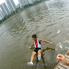 Photo By Kenny Lee